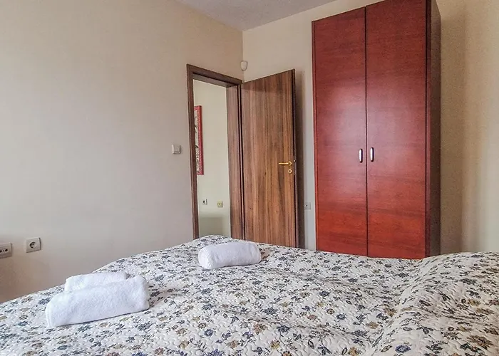 Appartamento Charming Flat In With Sauna By Flat Mаnager